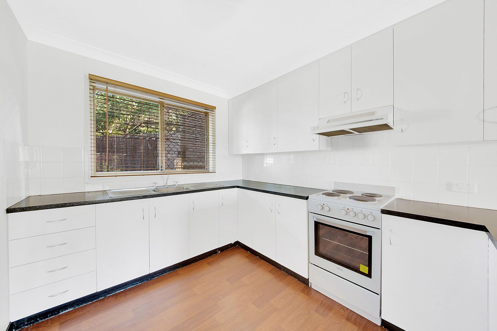 Unit 25/7 Nothling St, New Auckland QLD 4680, Image 2