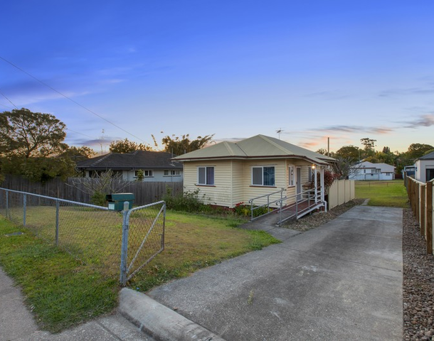 190 Beddoes Street, Holland Park QLD 4121