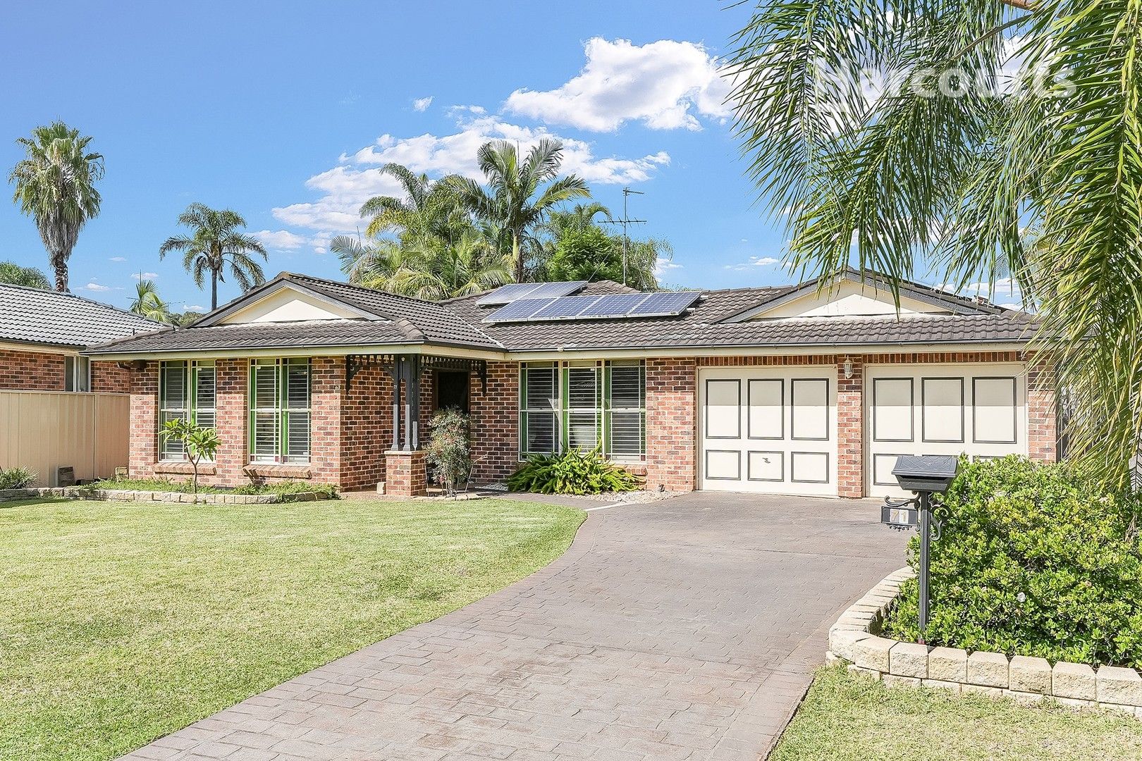 71 Hamlet Crescent, Rosemeadow NSW 2560, Image 0