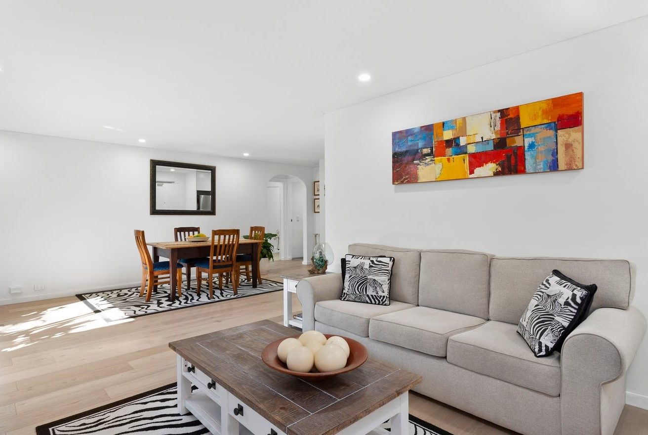 2 bedrooms Apartment / Unit / Flat in 7/13 The Crescent DEE WHY NSW, 2099