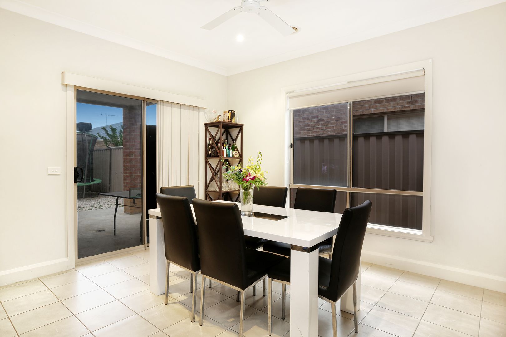 1/10 Drysdale Place, Brookfield VIC 3338, Image 2