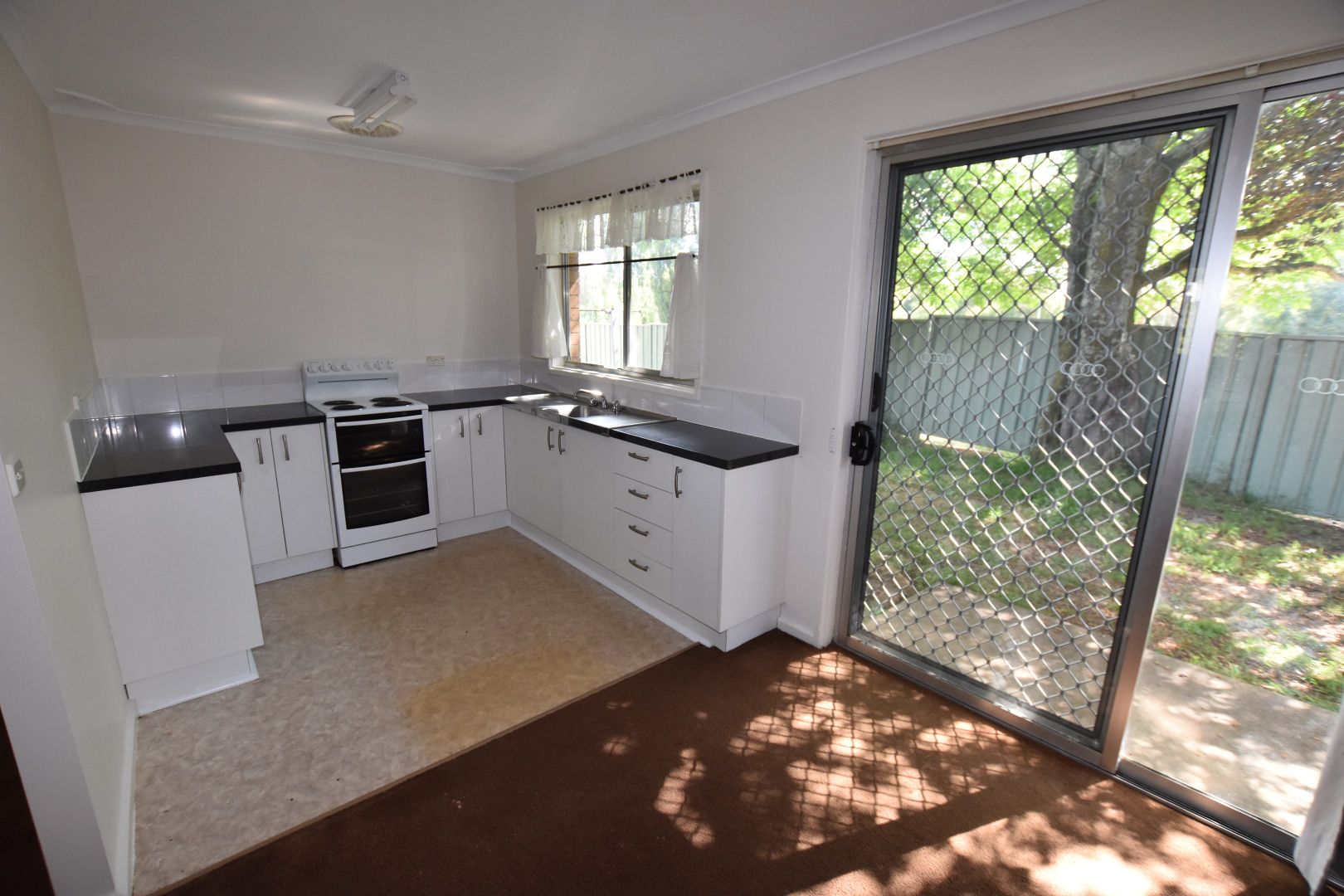 14/5-12 Keithian Place, Orange NSW 2800, Image 2