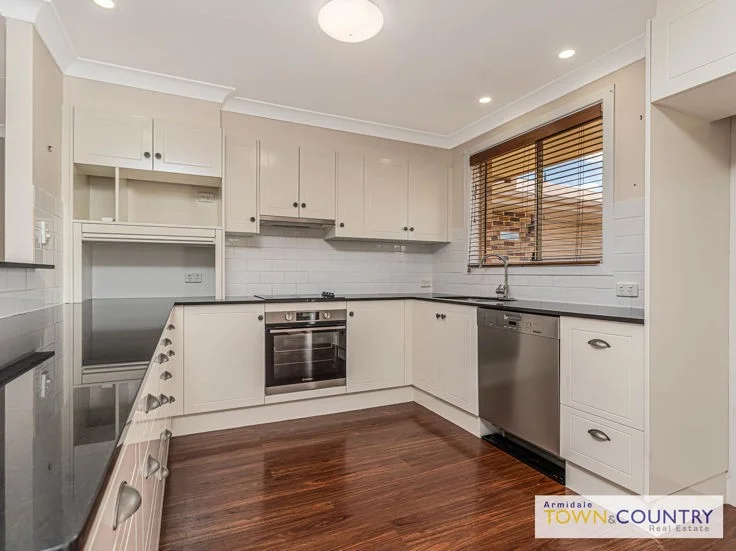 Additional image 3 of 16 Erin Court, Armidale NSW 2350