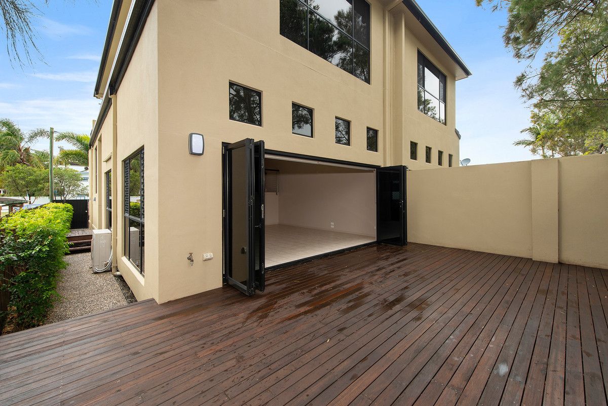 74B Dolphin Avenue, Mermaid Beach QLD 4218, Image 2