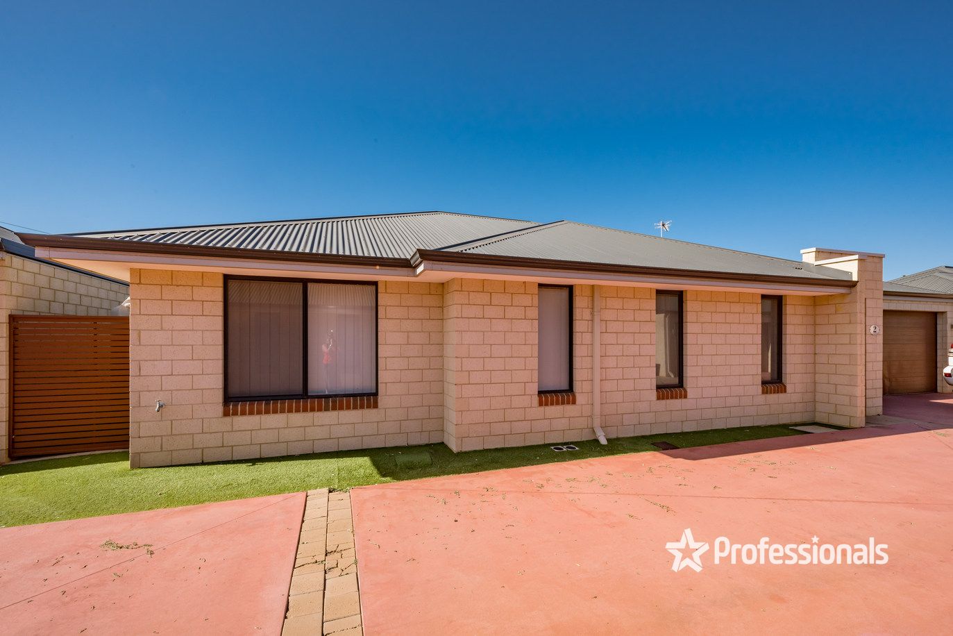 2/454 Chapman Road, Bluff Point WA 6530, Image 2