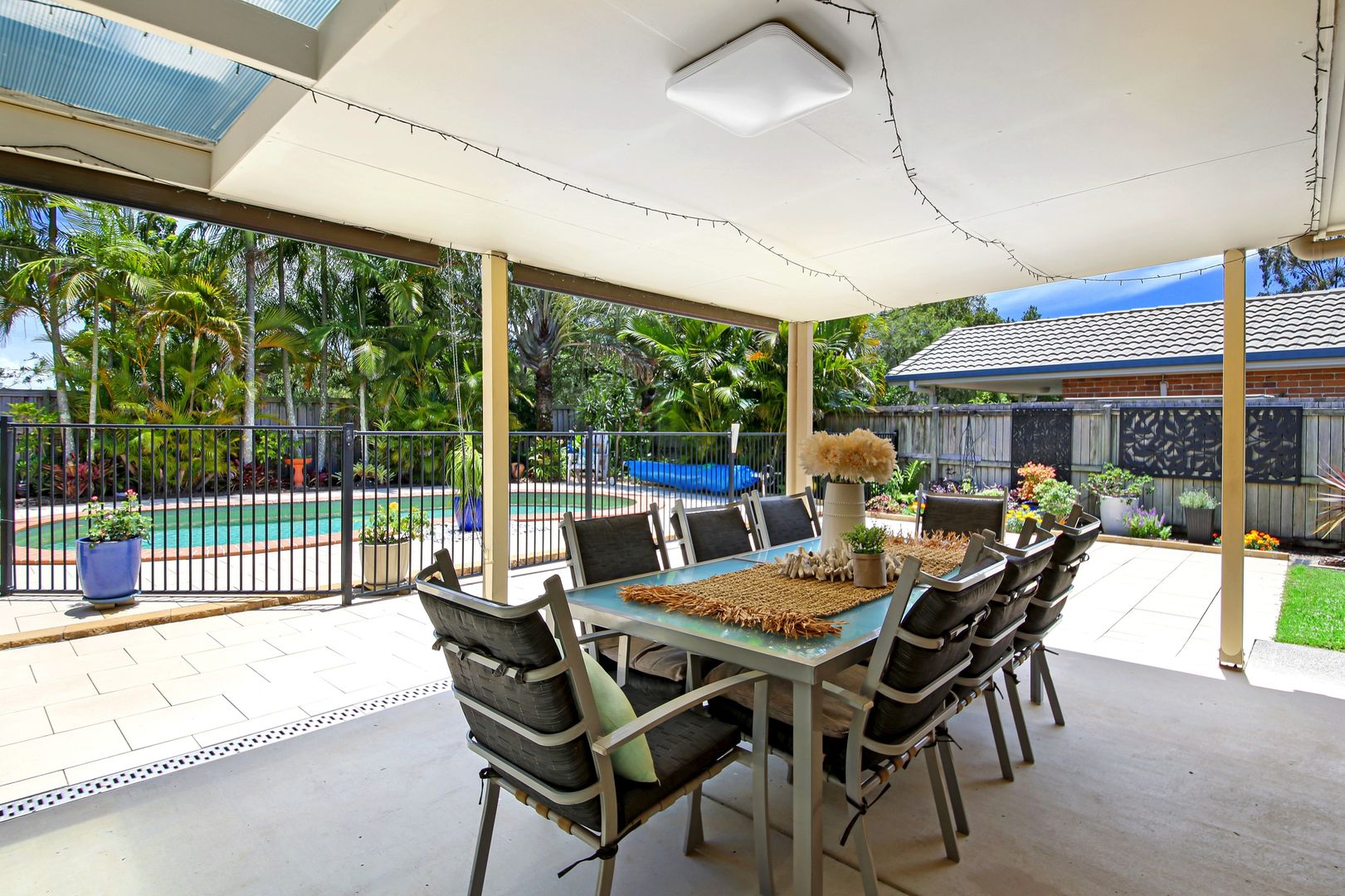 16 Pegwell Place, Currimundi QLD 4551, Image 2