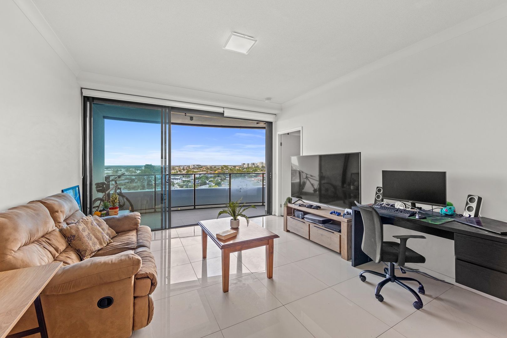 1906/5 Harbour Side Court, Biggera Waters QLD 4216 Apartment For Rent