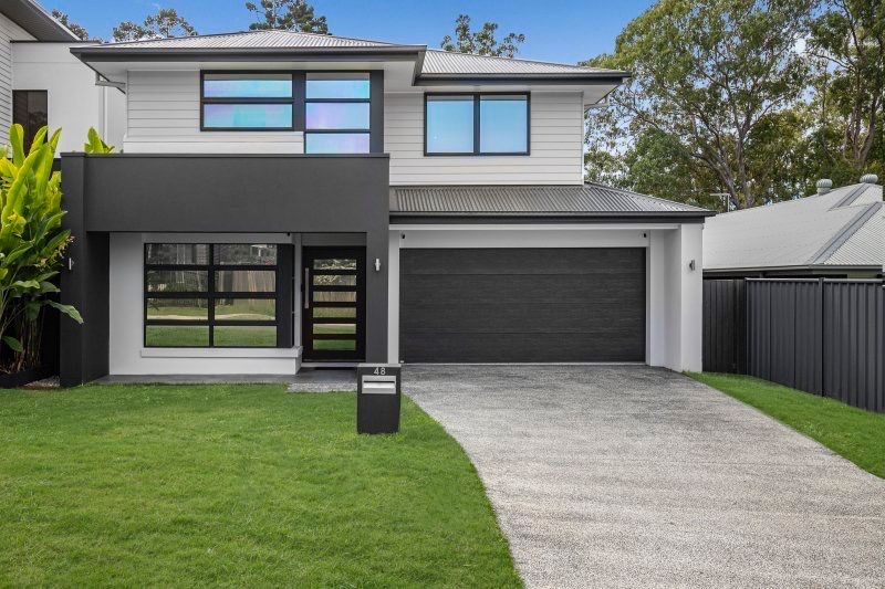 5 bedrooms House in 48 Sandi Street OXLEY QLD, 4075