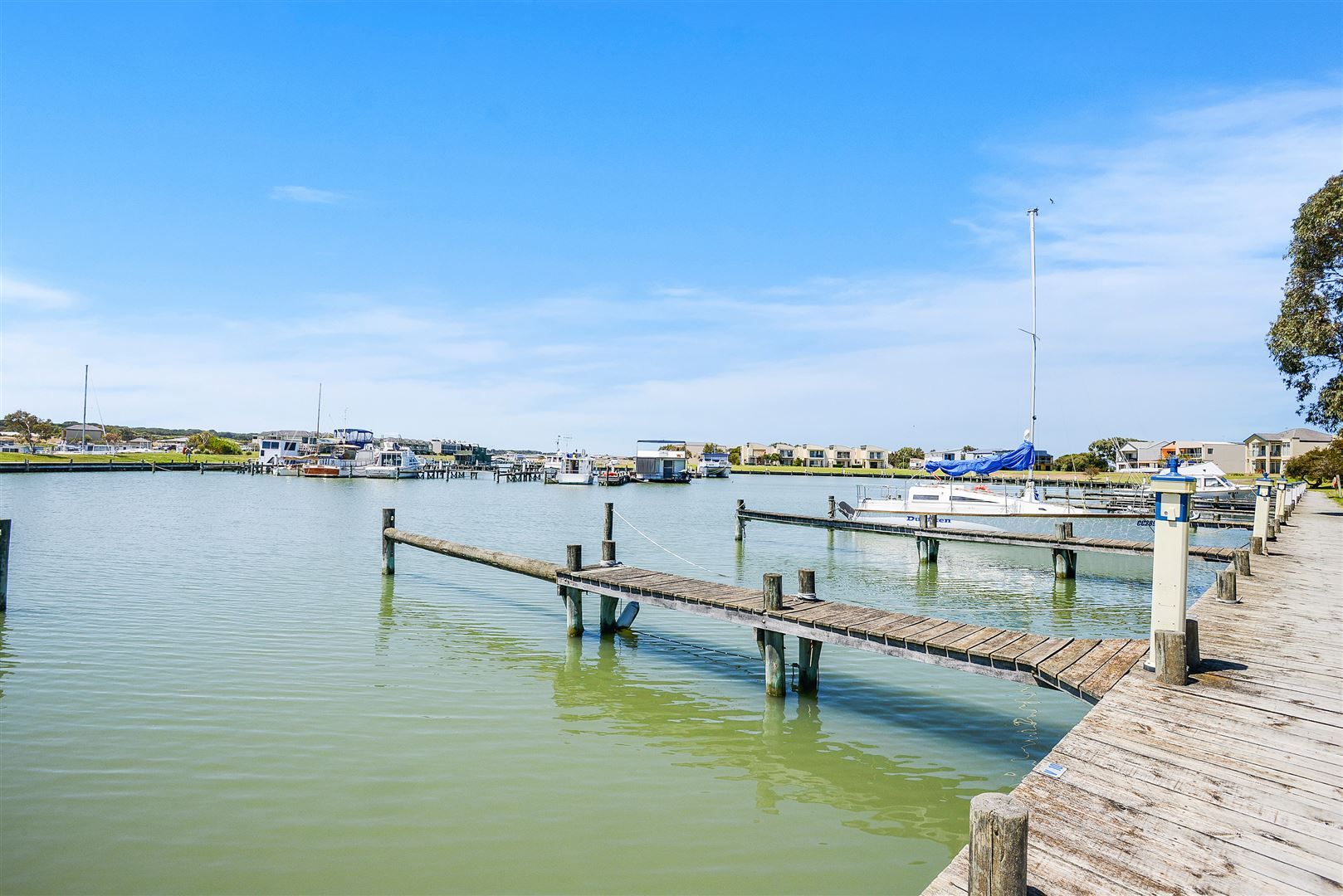 122 Arcadia Avenue, Hindmarsh Island SA 5214, Image 2