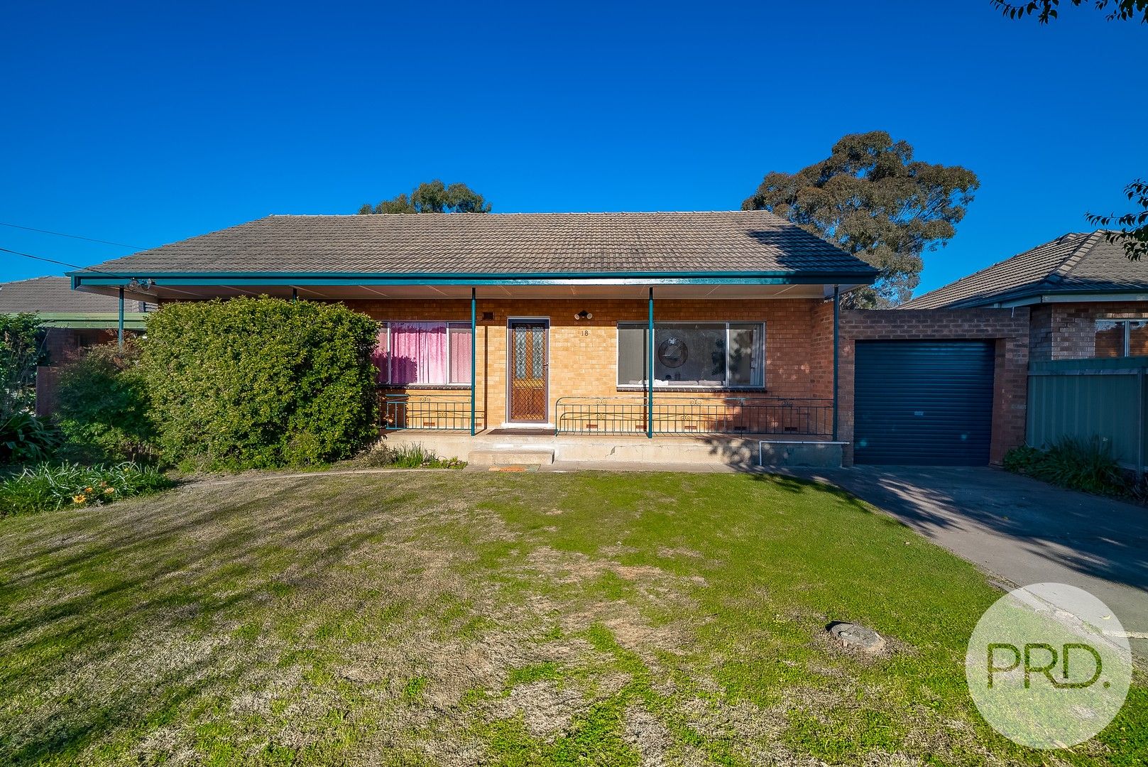 18 Higgins Avenue, Wagga Wagga NSW 2650, Image 0