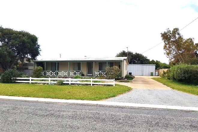 Picture of 6 KAU Street, GREEN HEAD WA 6514