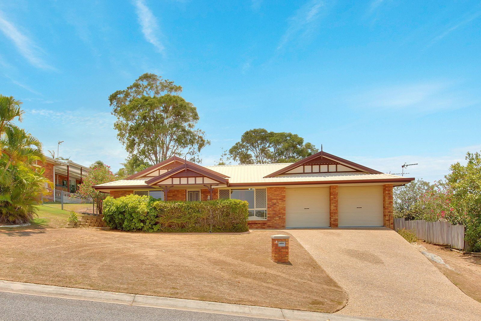 4 Fairbairn Place, Clinton QLD 4680, Image 0