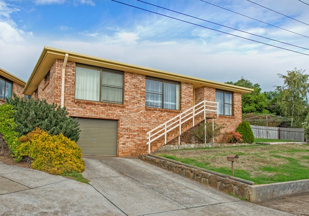 16 Howe Street, Park Grove TAS 7320