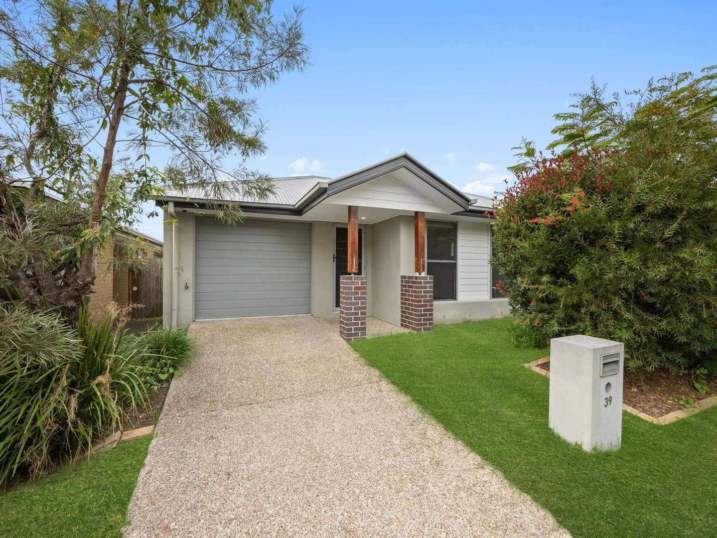 39 Cobblestone Ave, Logan Reserve QLD 4133