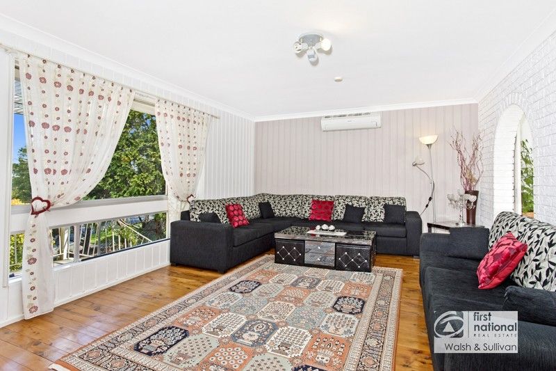 28 Cromarty Crescent, Winston Hills NSW 2153, Image 2