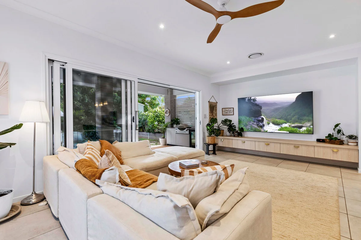 Additional image 9 of 163a Prince Edward Parade, Scarborough QLD 4020