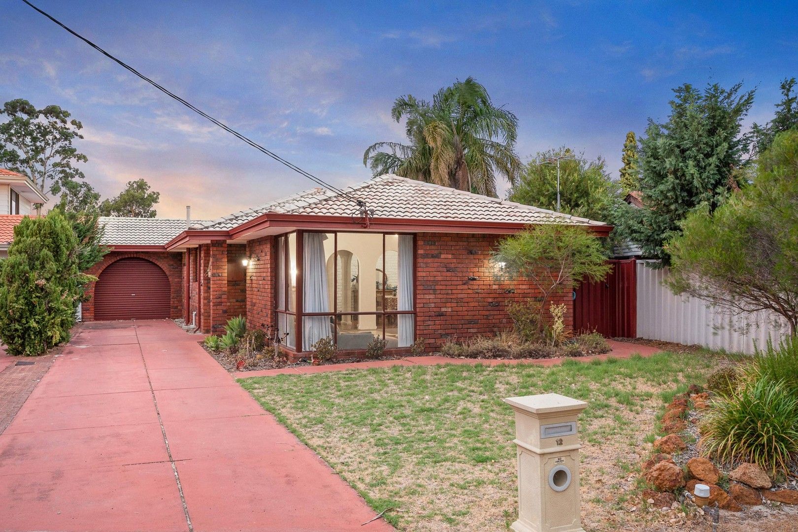 3 bedrooms House in 12 Railton Place DIANELLA WA, 6059