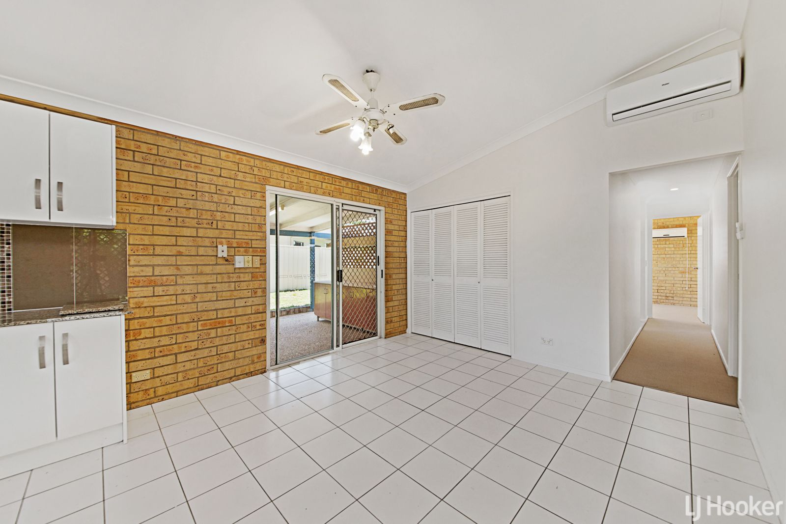5 Acacia Place, Kawana QLD 4701, Image 2