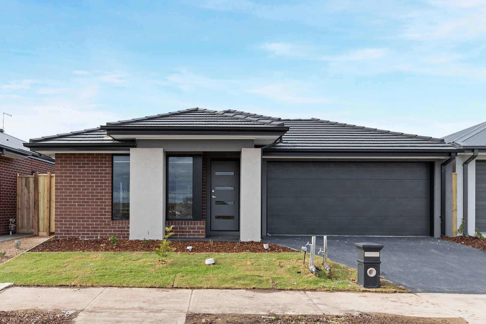 4 bedrooms House in 14 Epping Drive WYNDHAM VALE VIC, 3024