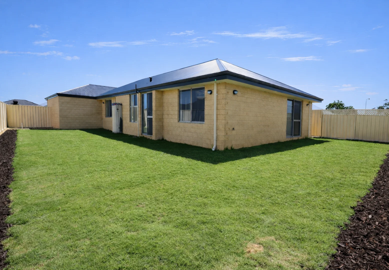 Additional image 13 of 1 Woorabinda Rise, Lakelands WA 6180