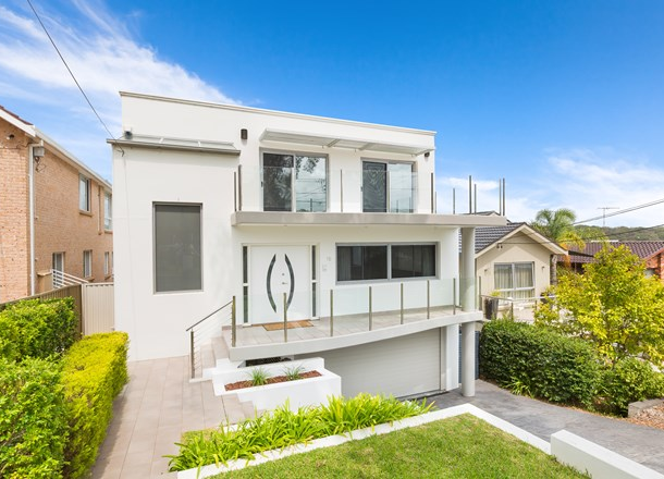 10 Swan Street, Lilli Pilli NSW 2229