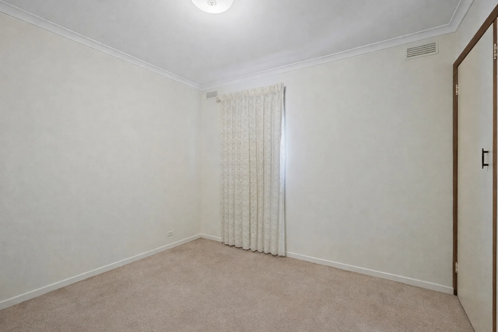 Additional image 4 of 3/216 Arnold Street, North Bendigo VIC 3550