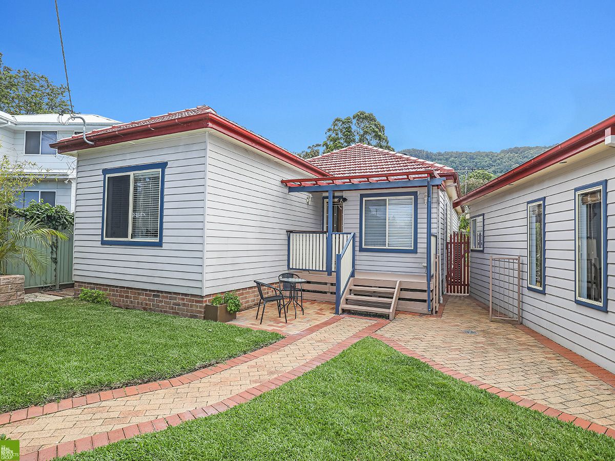 4 Kenneth Grove, Balgownie NSW 2519, Image 0