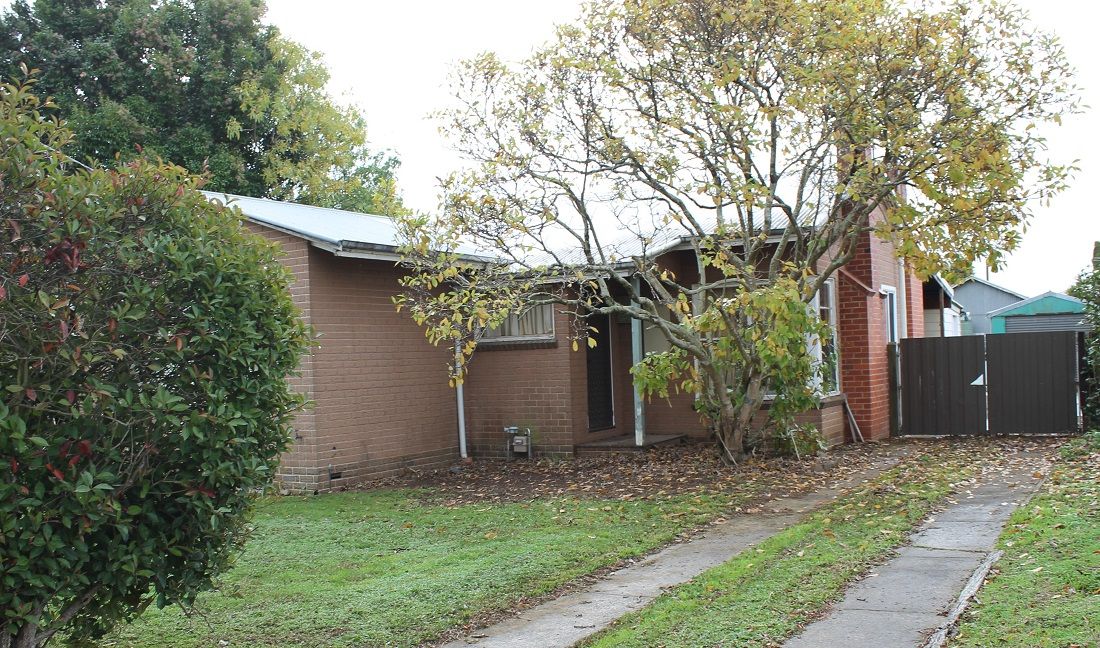 19 Kokoda Avenue, Hamilton VIC 3300, Image 2