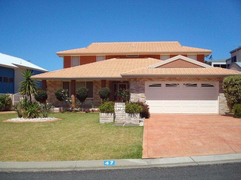 47 Anniversary Drive, Diamond Beach Property History & Address