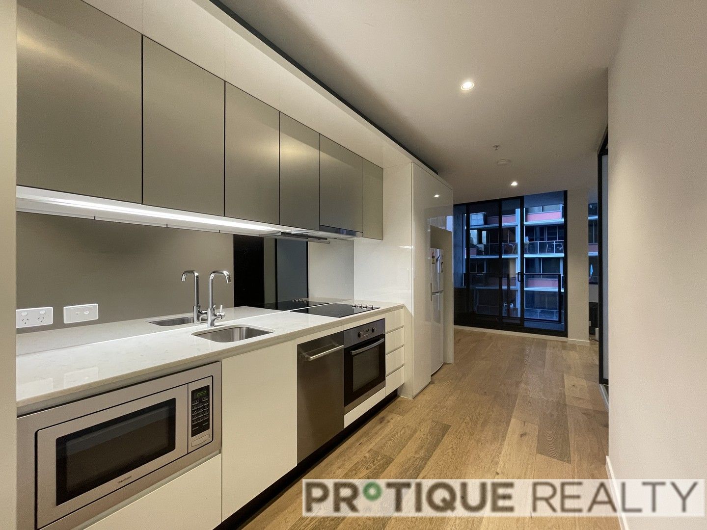 1 bedrooms Apartment / Unit / Flat in 2904/33 Rose Lane MELBOURNE VIC, 3000