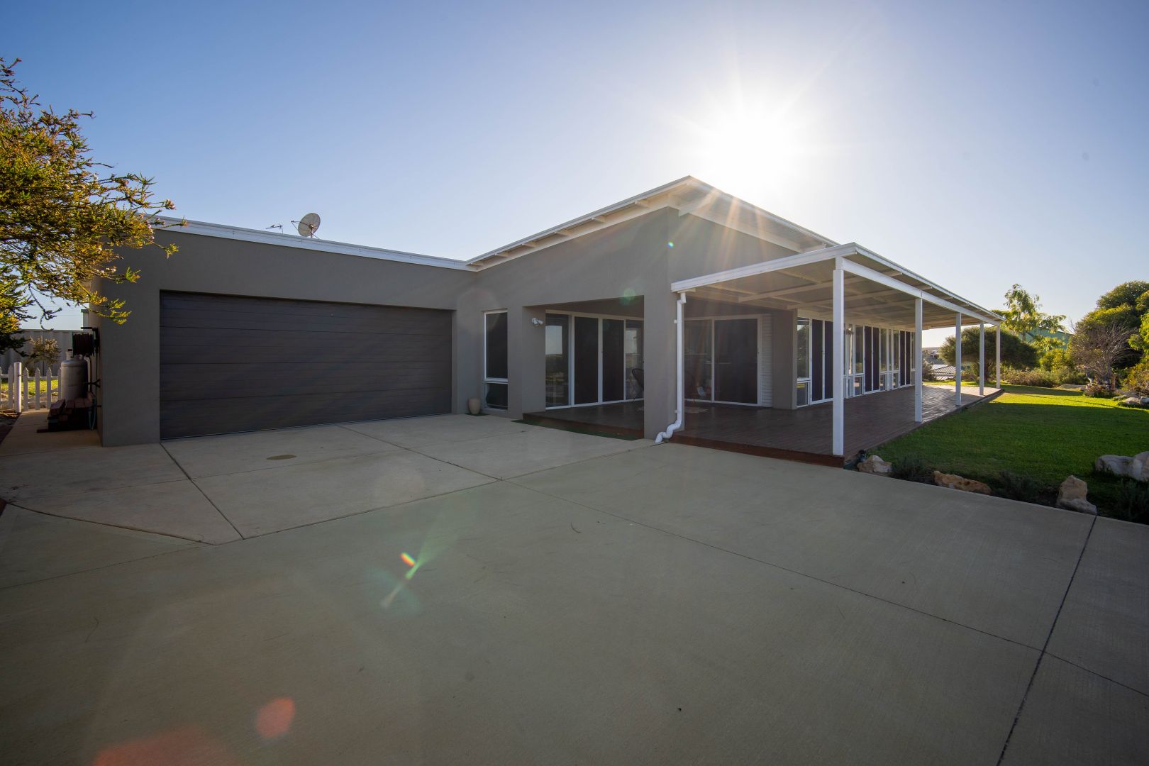 1 Thomas Court, Seabird WA 6042, Image 1