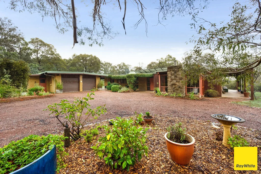 99 Harriott Road, Bywong NSW 2621