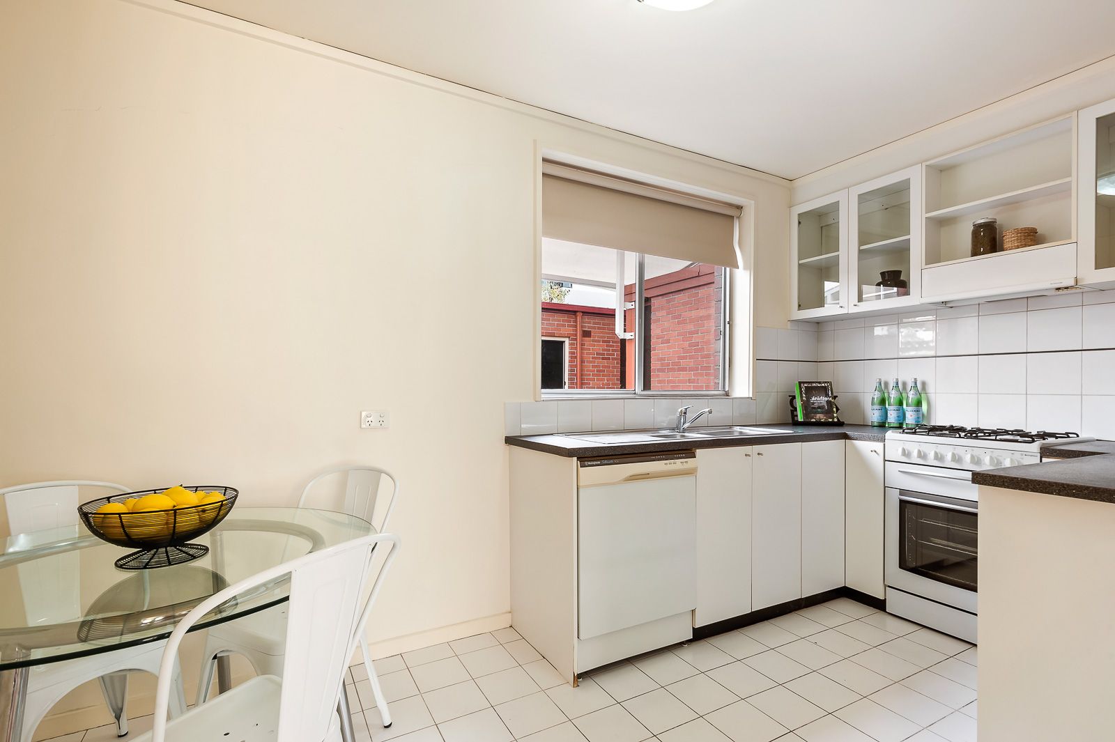 21/212 The Avenue, Parkville VIC 3052, Image 2