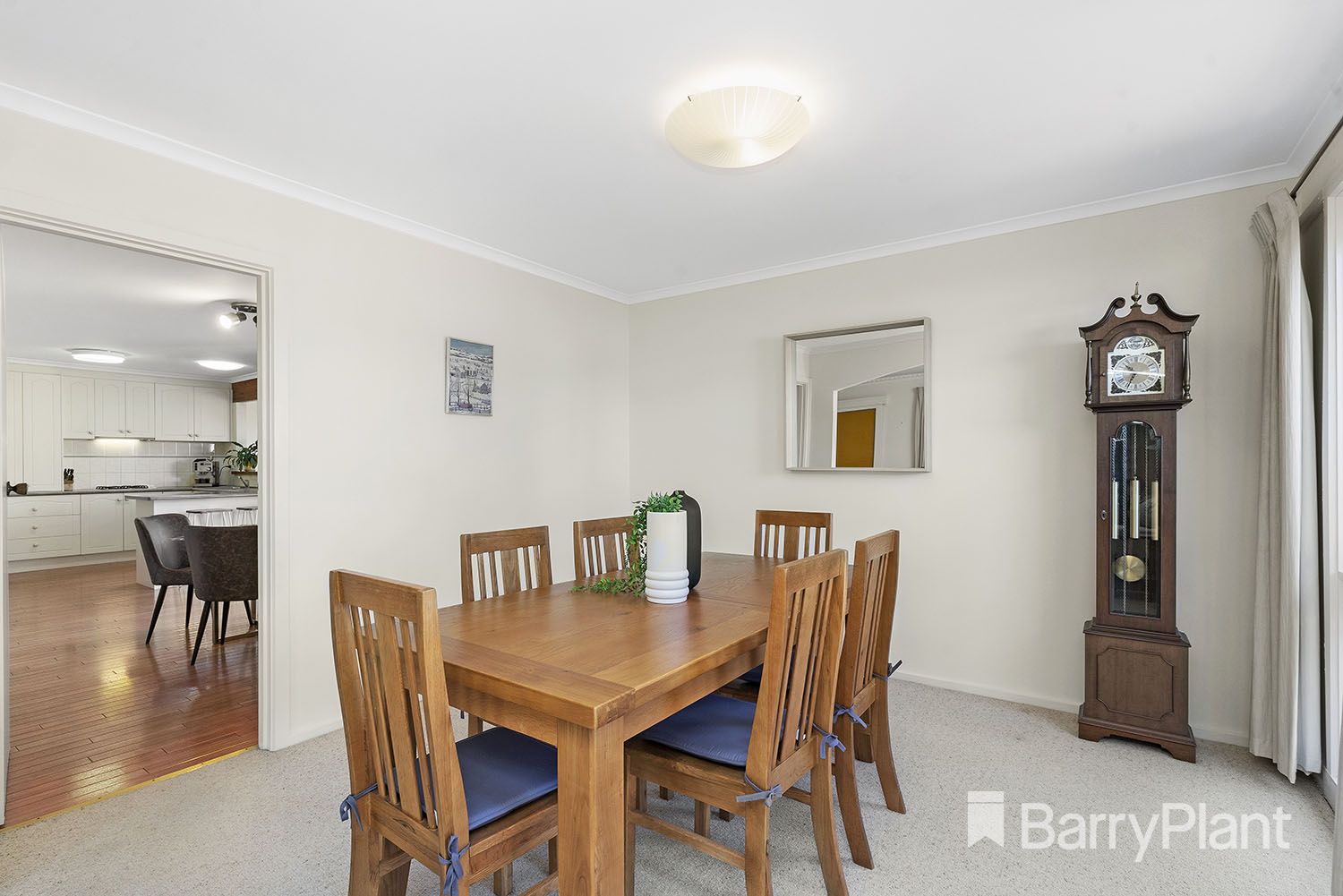 9 Quest Court, Glen Waverley VIC 3150, Image 2