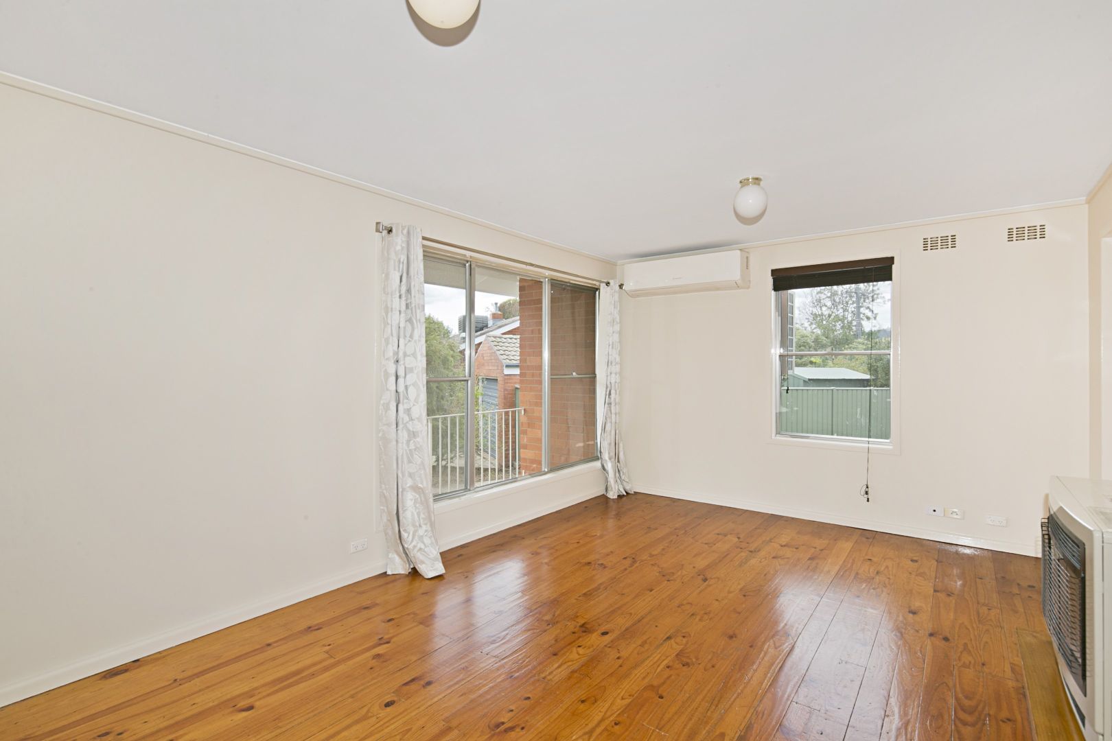 13 Stevenson Street, Torrens ACT 2607, Image 2