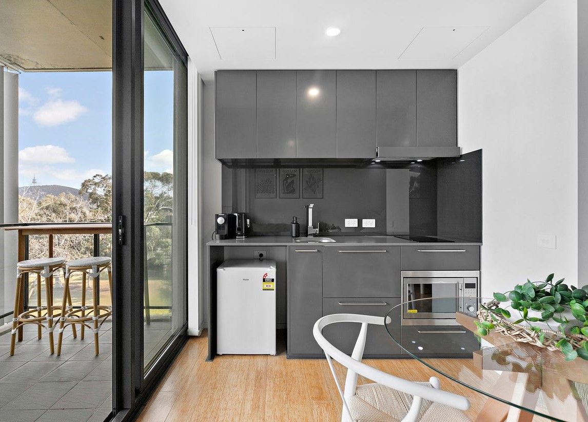 1 bedrooms Studio in 301A/241 Northbourne Avenue LYNEHAM ACT, 2602