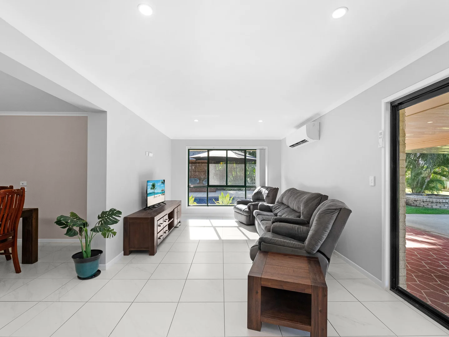 Additional image 10 of 77-79 Carrick Way, Wondunna QLD 4655