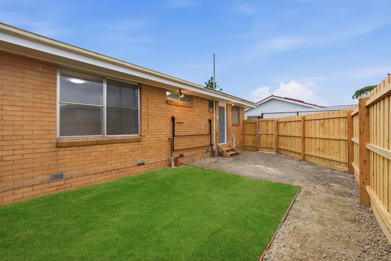 Additional image 12 of 51 Laurina Cres, Frankston North VIC 3200