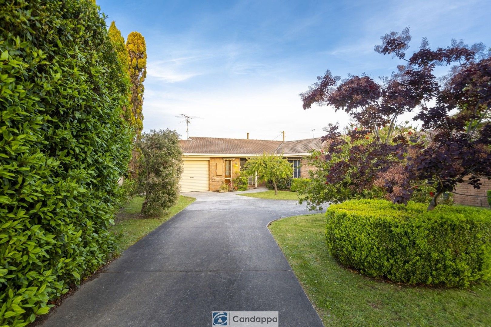 2/2 Hopetoun Road, Drouin VIC 3818, Image 1