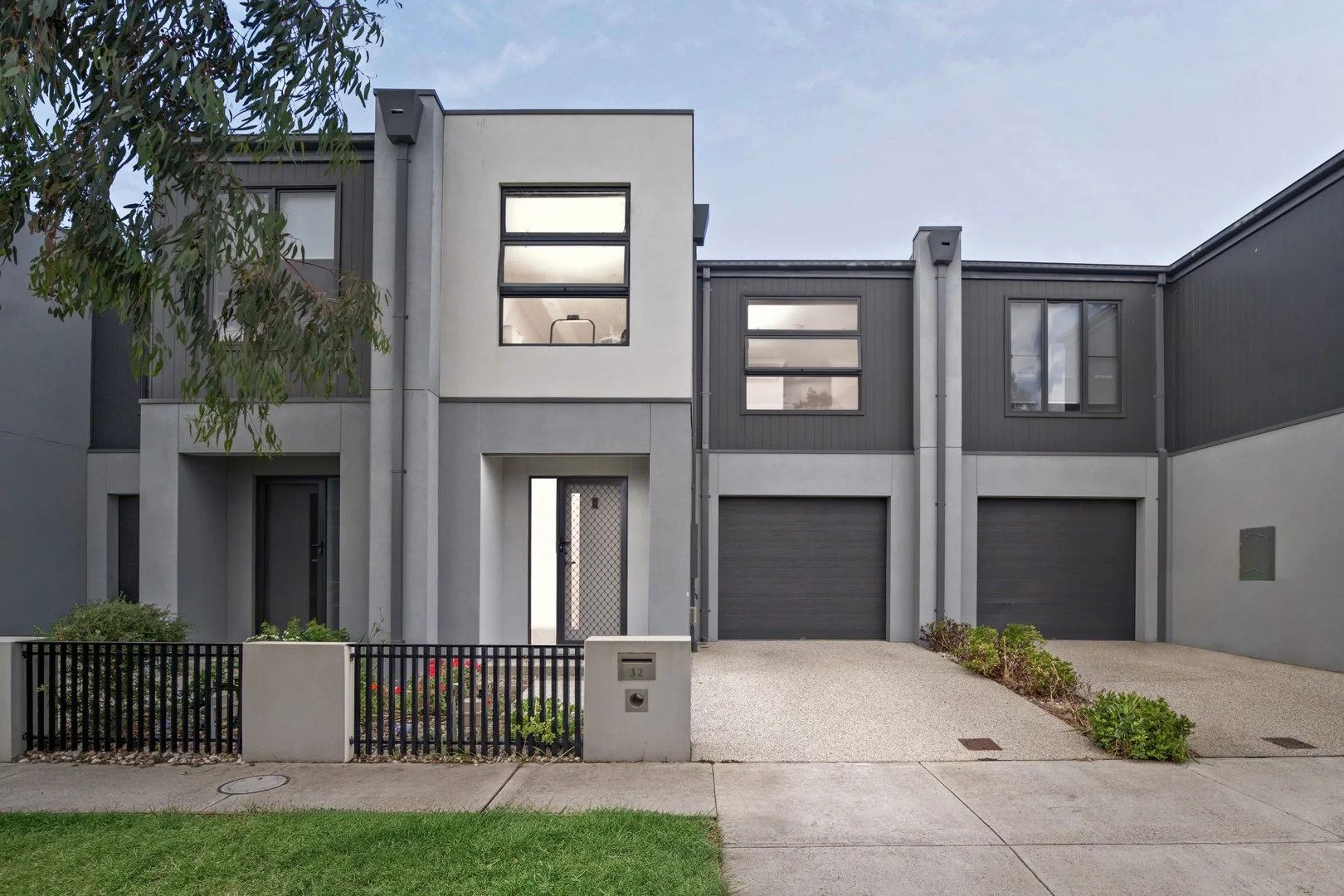 Primary image of 32 Dawley Circuit, Werribee VIC 3030