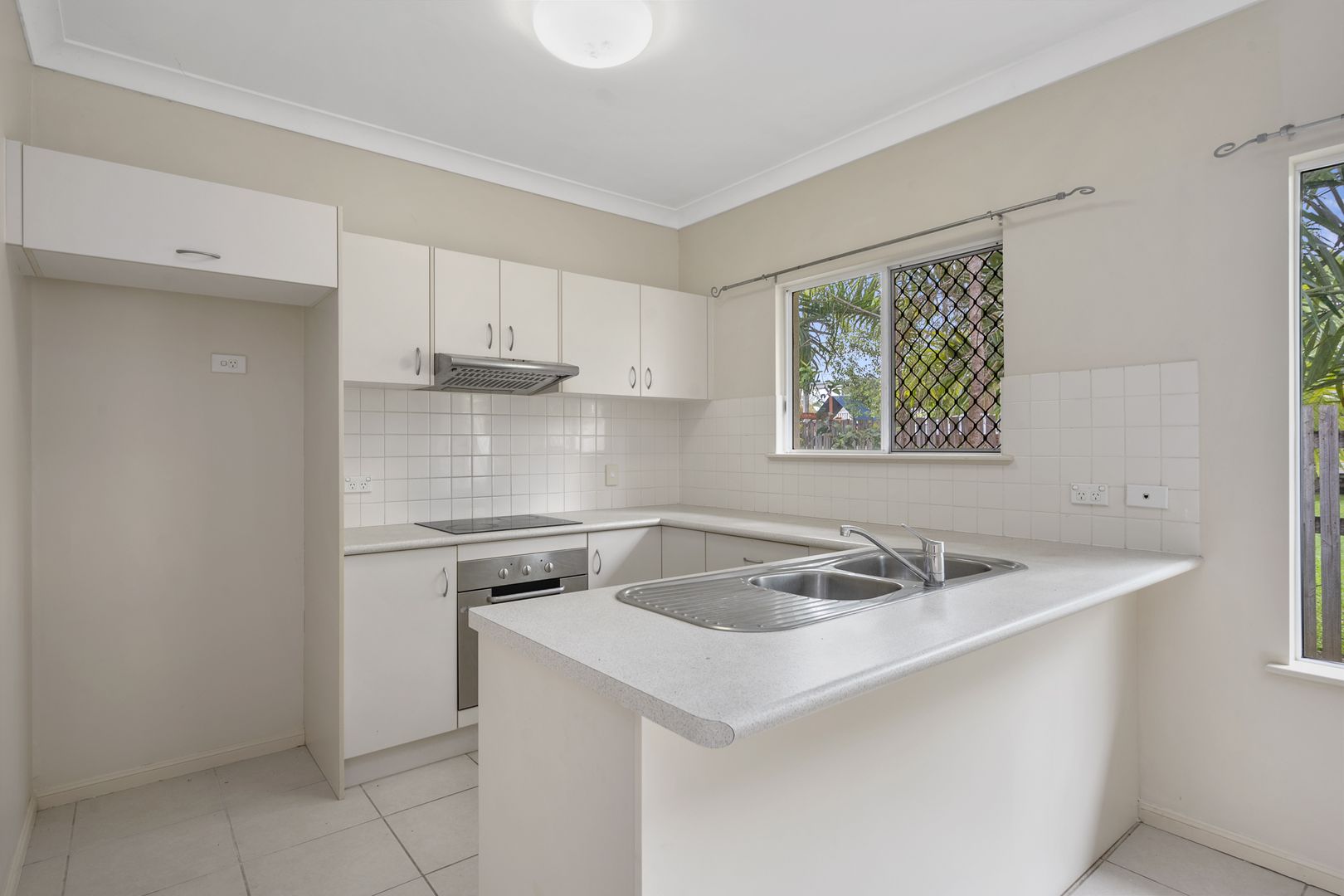 250A Hugh Street, Gulliver QLD 4812, Image 2