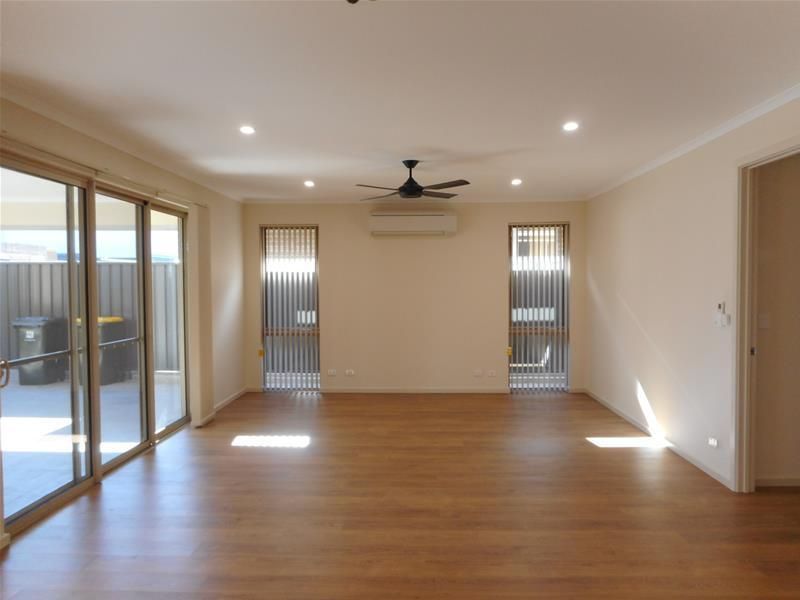 8 Harrow Road, Lightsview SA 5085, Image 2