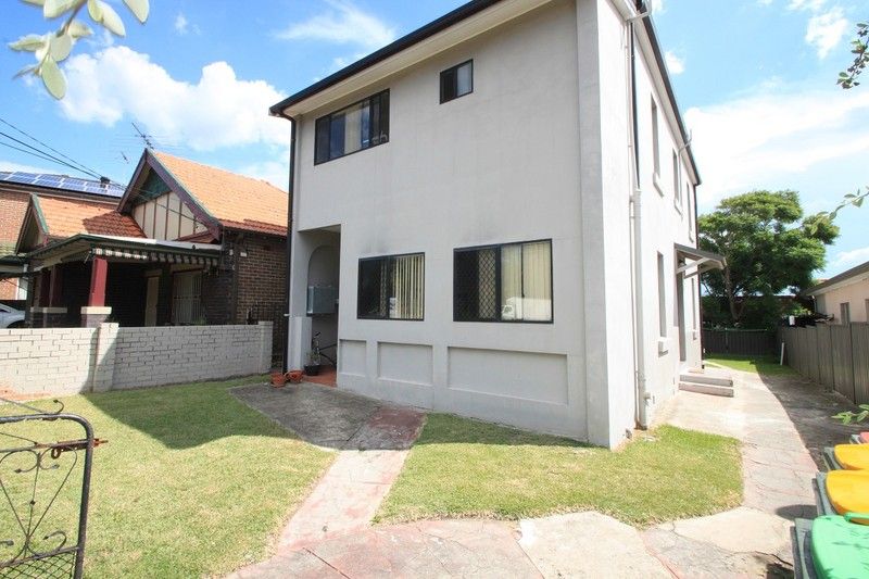 1 bedrooms Apartment / Unit / Flat in 2/67 Beauchamp Street MARRICKVILLE NSW, 2204