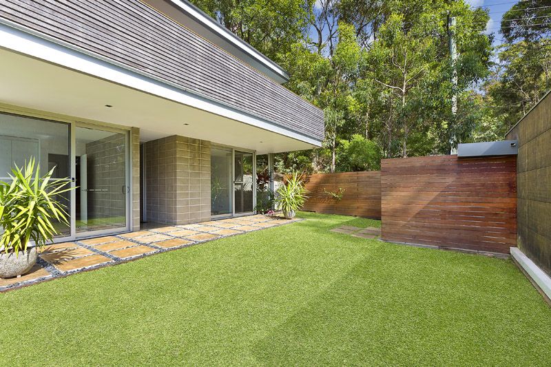 2 bedrooms Semi-Detached in 80A Kevin Avenue AVALON BEACH NSW, 2107