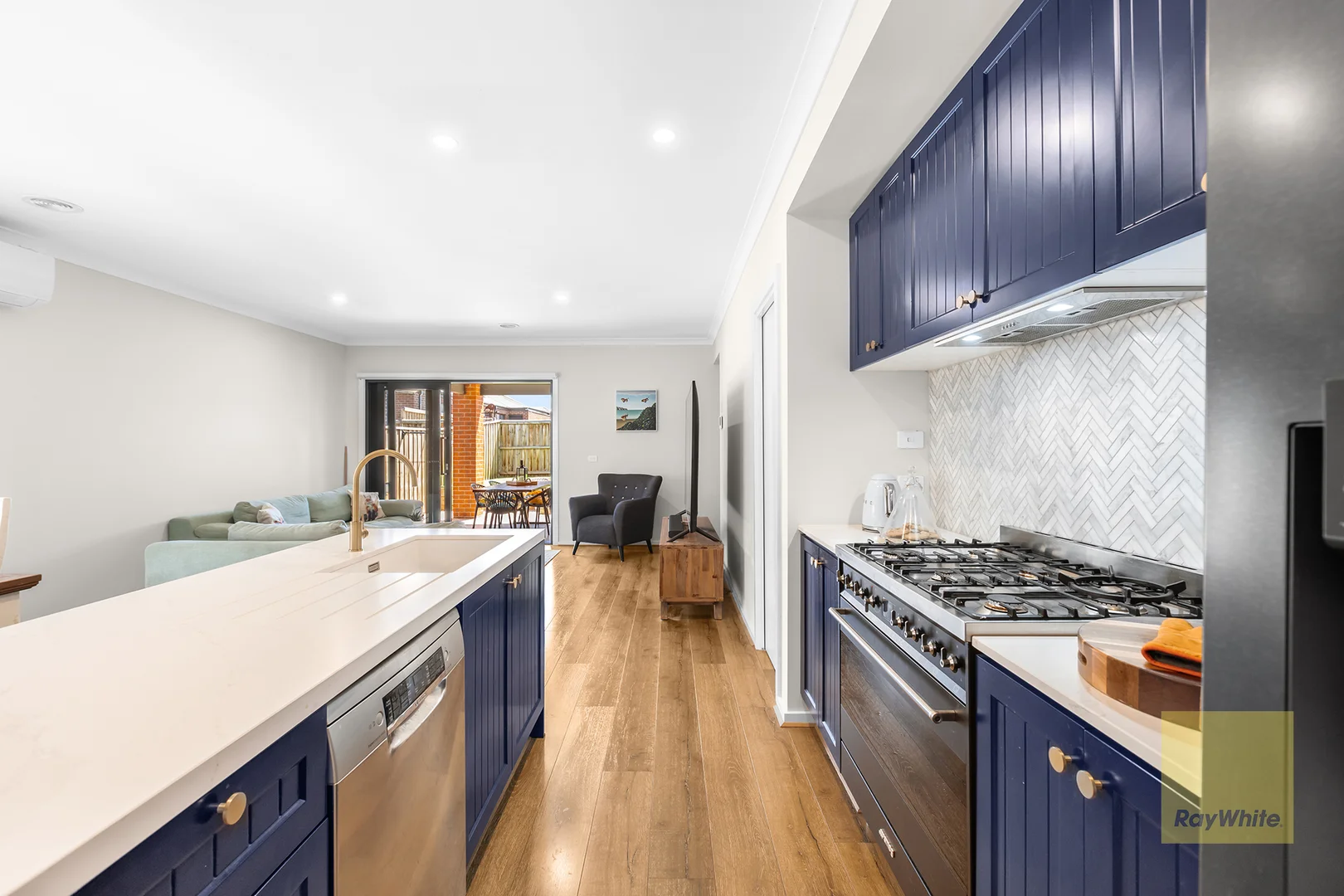 Additional image 2 of 22 Lorikeet Circuit, Rockbank VIC 3335