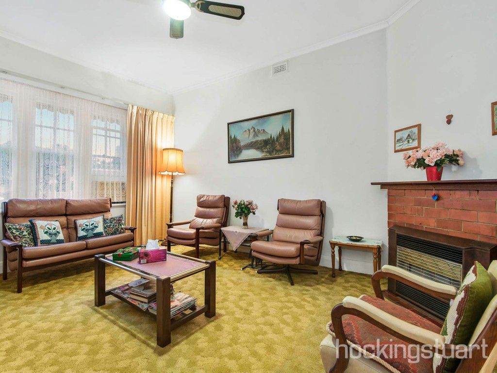 5 Lagnicourt Street, Hampton VIC 3188, Image 2