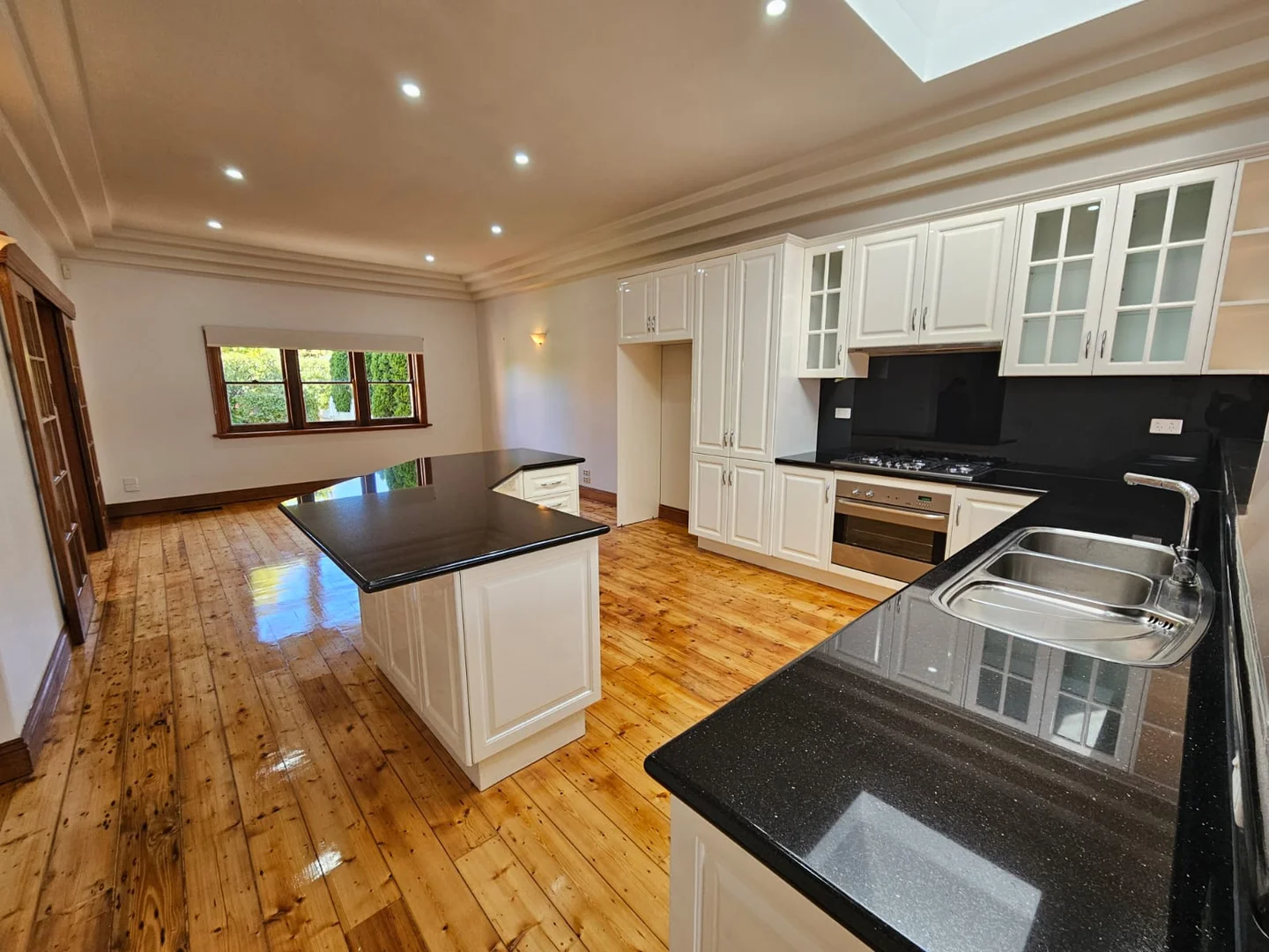 Additional image 5 of 1/44 Dallas Avenue, Hughesdale VIC 3166