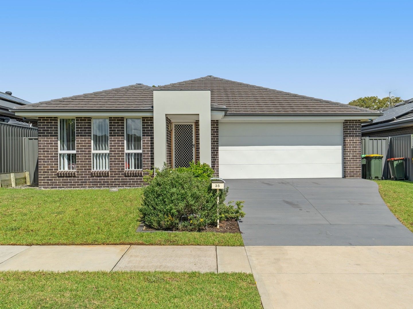 35 Voyager Street, Wadalba NSW 2259, Image 0