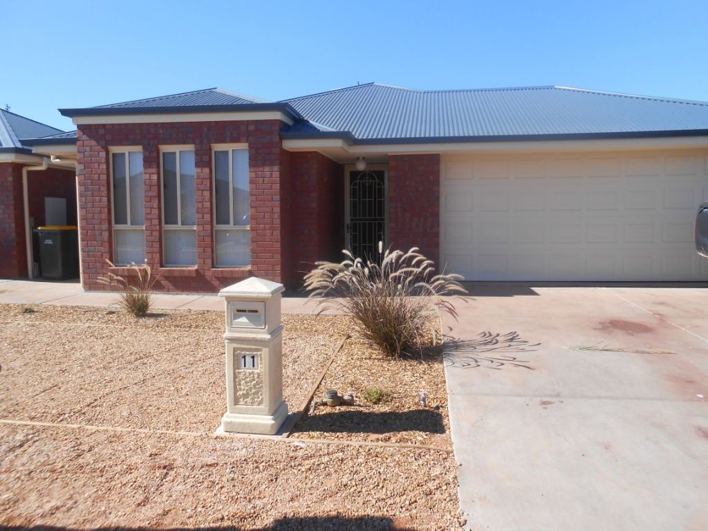 4 bedrooms House in 11 Vern Schuppan Drive WHYALLA NORRIE SA, 5608