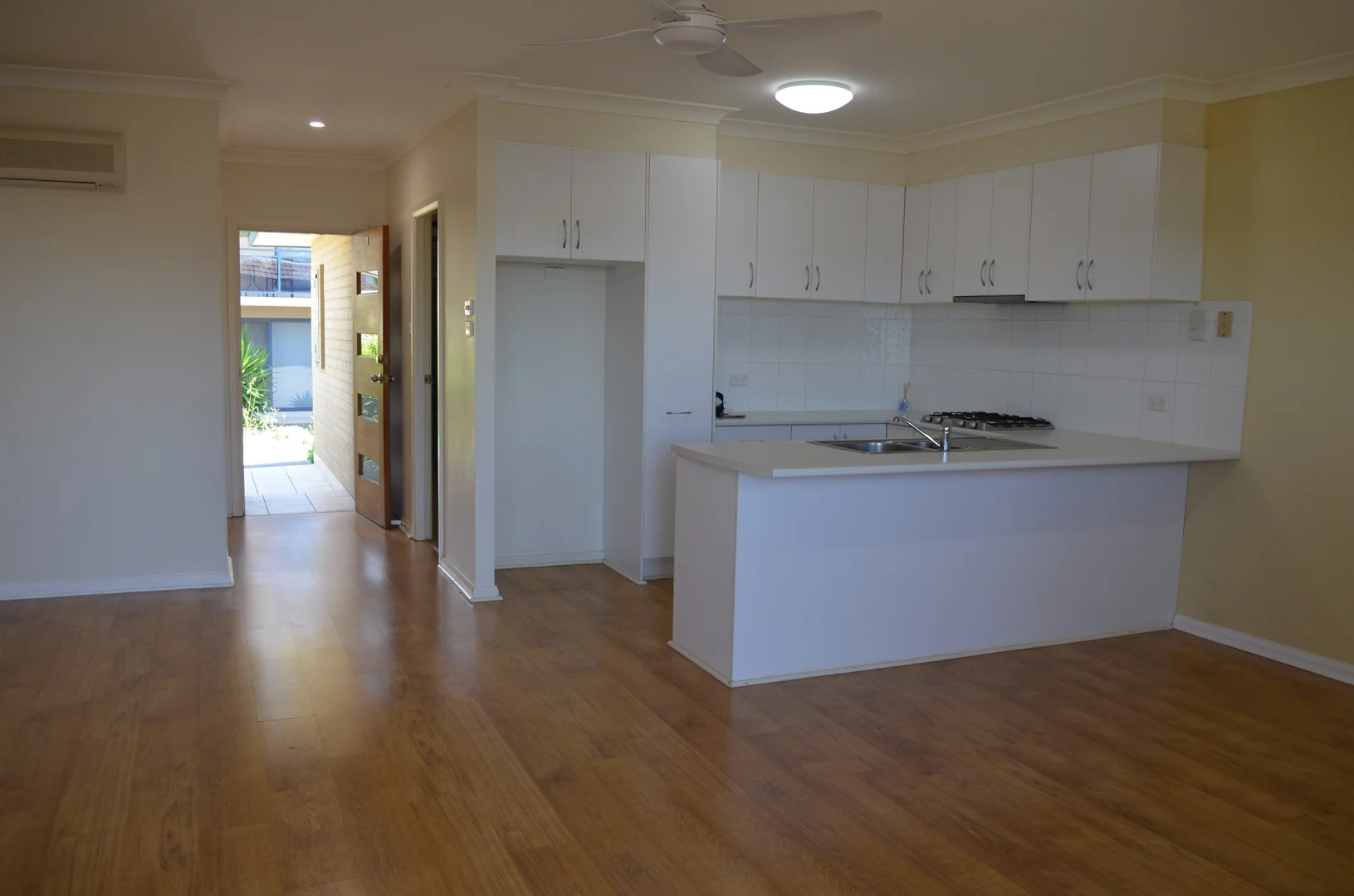 Additional image 2 of 4/157 William Street, Young NSW 2594